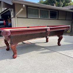 Pool Table 8ft ( Free Delivery & Set Up & New Color Felt Of Your Choice ) 