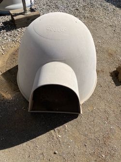 Dog igloo