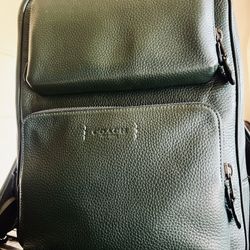 COACH LEATHER BACKPACK!