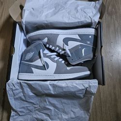 Nike Air Jordan 1 Mid SE AJ1 Cool Grey Men Casual Shoes Sneakers HF3216-100 10/5