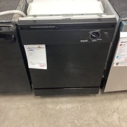 Hotpoint built-in dishwasher 349