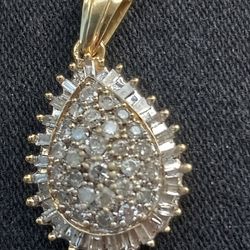 Diamond Gold Pendant