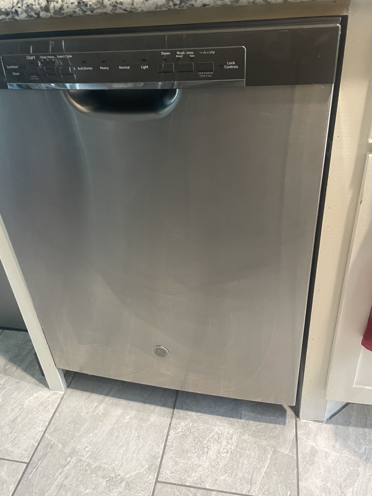 DISHWASHER GE NUEVA