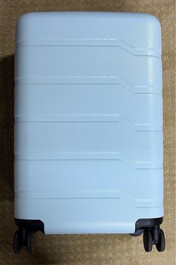 Like New Open Story Medium Checked Expandable Spinner Suitcase 26” Light Blue