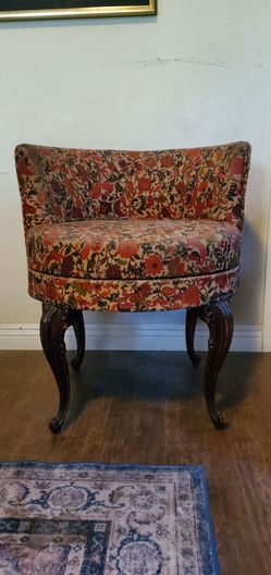 Vintage/Antique Vanity Chair