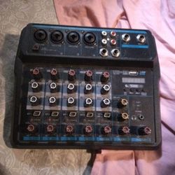 Musical Mini Mixer Interface Paths PC Interworking Function. It's A USB & BT Audio Interface With Phantom Mic As Well As Mp3 Input.. $40