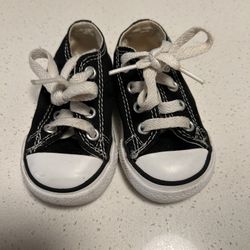 Toddler Converse Size 3