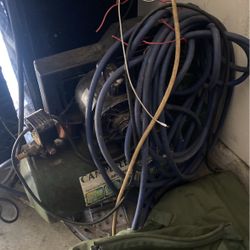 Air Compressor With Almost New Long Hose 