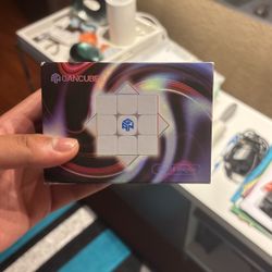 GAN 15 Maglev Rubiks Cube