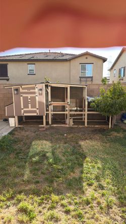 Chicken coop/ Rabbit hutch
