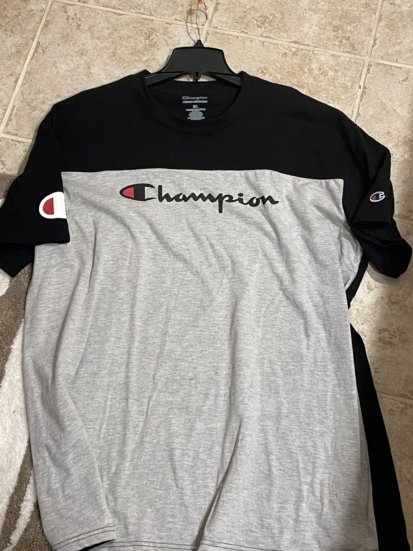 CHAMPION SHIRT NEW