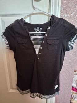 Beautiful shirt for girls size 10/12