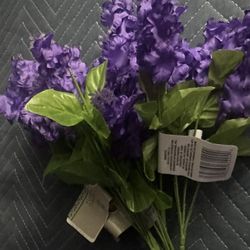 Fake FLOWERS- Many Bunches Avail