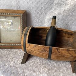 Very Unique Bottle Display Wine Barrel Champagne/ Wine Display 