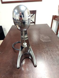 OSTER,  VINTAGE MILK SHAKE MACHINE.  in  Perfect Condition. 