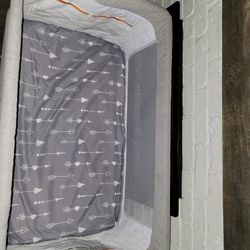 Besrey Baby Bassinet