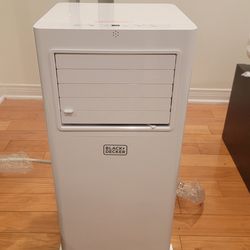 Black and Decker single room Air Conditioner (AC)