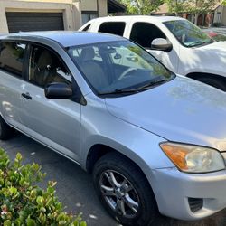 2009 RAV4 4X4 | Selling AS-IS, cash only, open to offers.