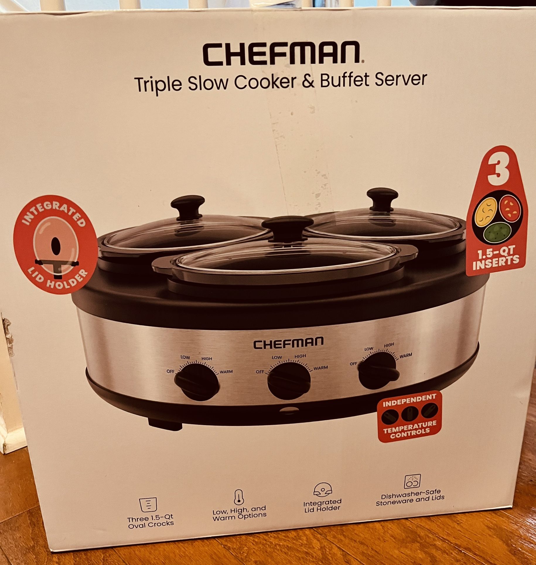 1.5 Triple Slow Cooker main image 0