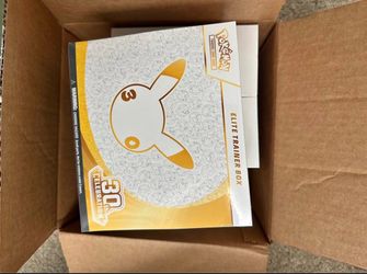 Pokemon 30th Celebration Elite Trainer Box