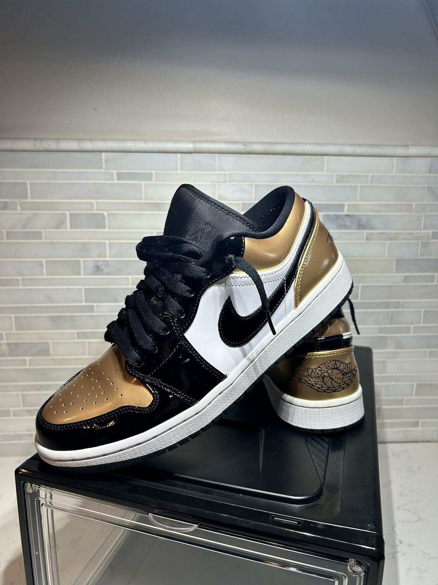 Jordan 1