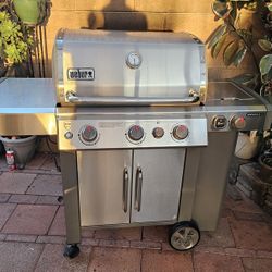 Weber Genesis Stainless Grill S-335