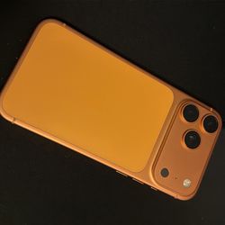 iPhone 17 Pro Max 256GB (Cosmic Orange) – Excellent Condition – AT&T