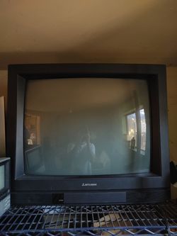 27 inch Mitsubishi crt tv tube tv