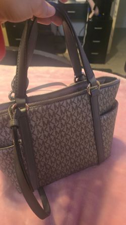 Mk purse authentic