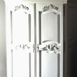 FRENCH DISTRESSED  ARMOIRE / WARDROBE