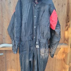 complete snow suit size large