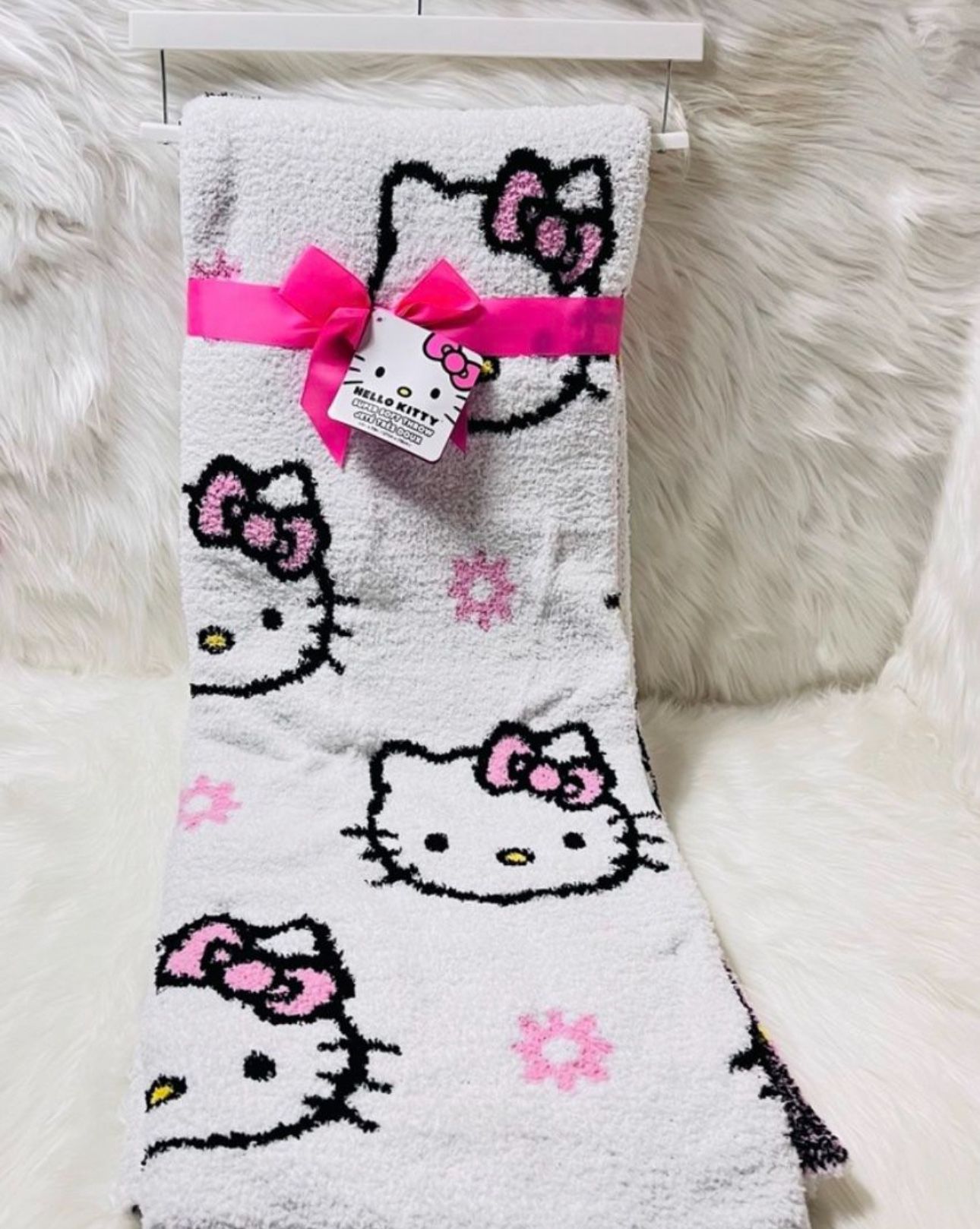 Hello Kitty Blanket Sherpa 