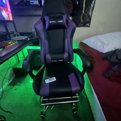 gtracing gaming chair with massage pillow 