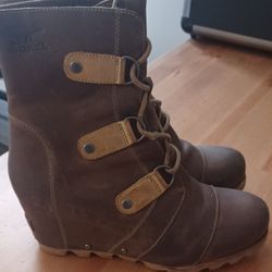 Sorel Joan Of Arctic Wedge Lace Up Mid Brown Boots Women's 10