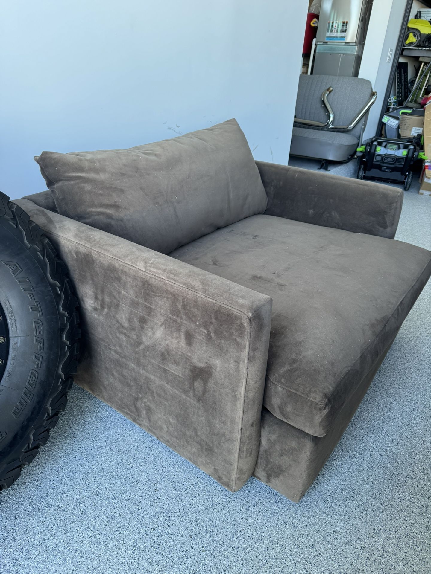 Love Seat- Sofa Chair