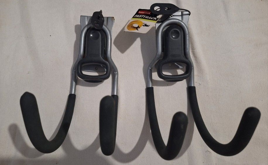 Rubbermaid Fast Track Utility Hooks