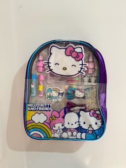 Hello Kitty & Friends Cosmetic in Backpack 15 units