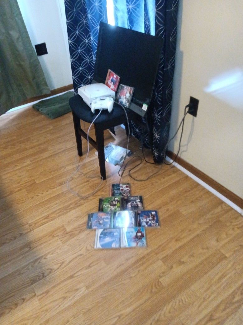 DREAMCAST SET and 10 Epic Games