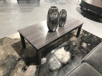 Brand new coffee table with 1 end table