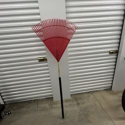 Poly Leaf Rack