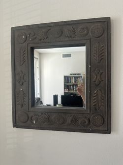 Living Room Decor / Mirror