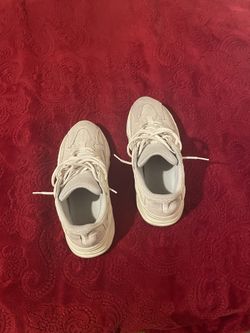 Yeezy 700 “Cream”