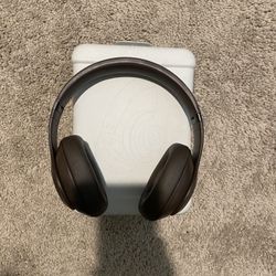 Beats By Dre Studio Pros