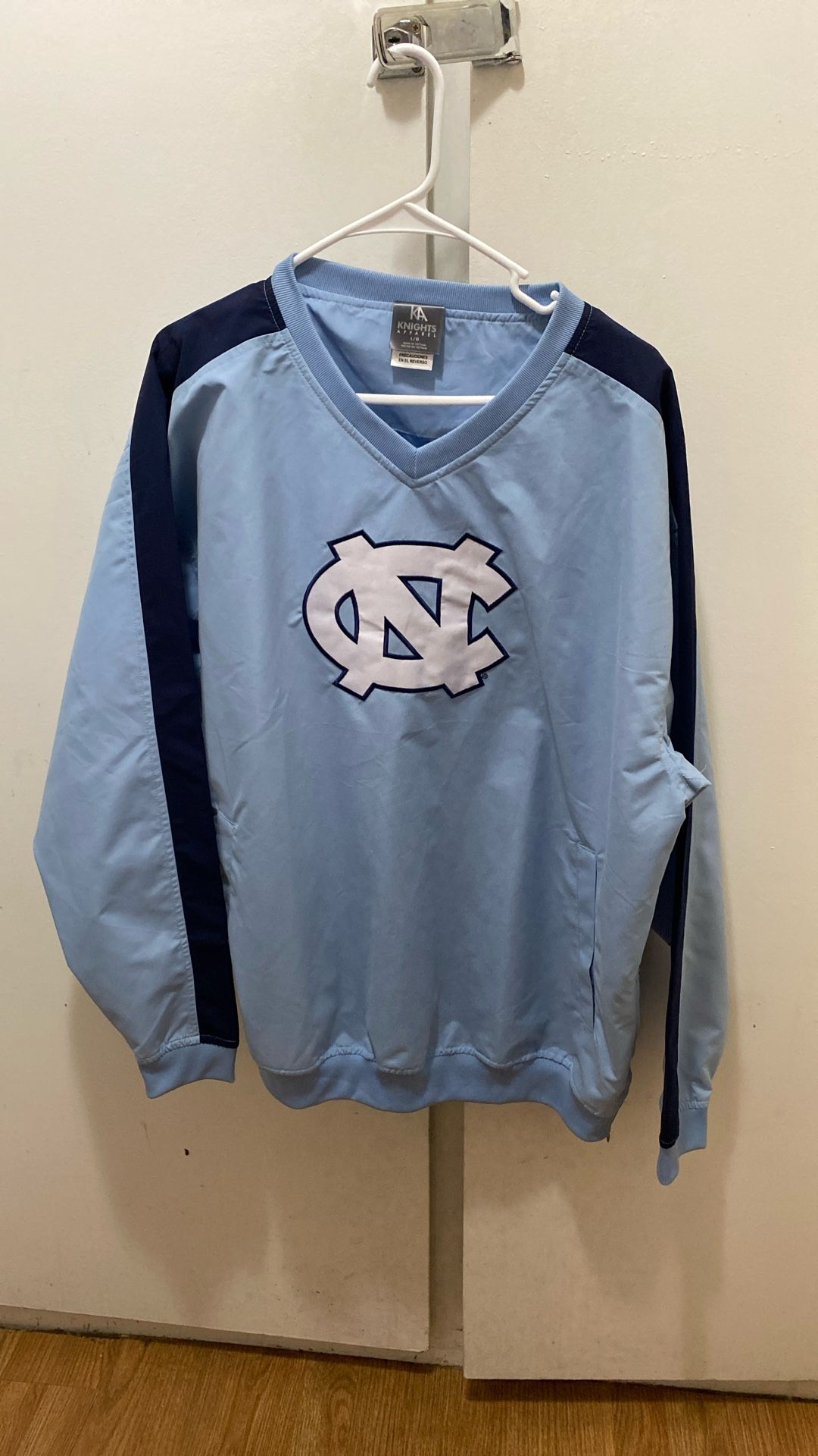 North Carolina Tar Heels Windbreaker