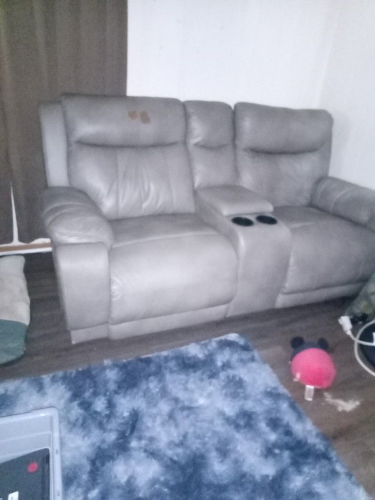 Electric Reclining Couch