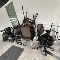 Office Chairs 