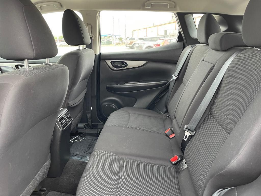 2️⃣0️⃣19// NISSAN ROUGUE SPORT///2300$..