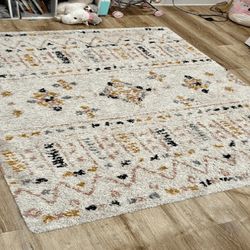 yard however Persian-Style Rug - Refined Home Accent