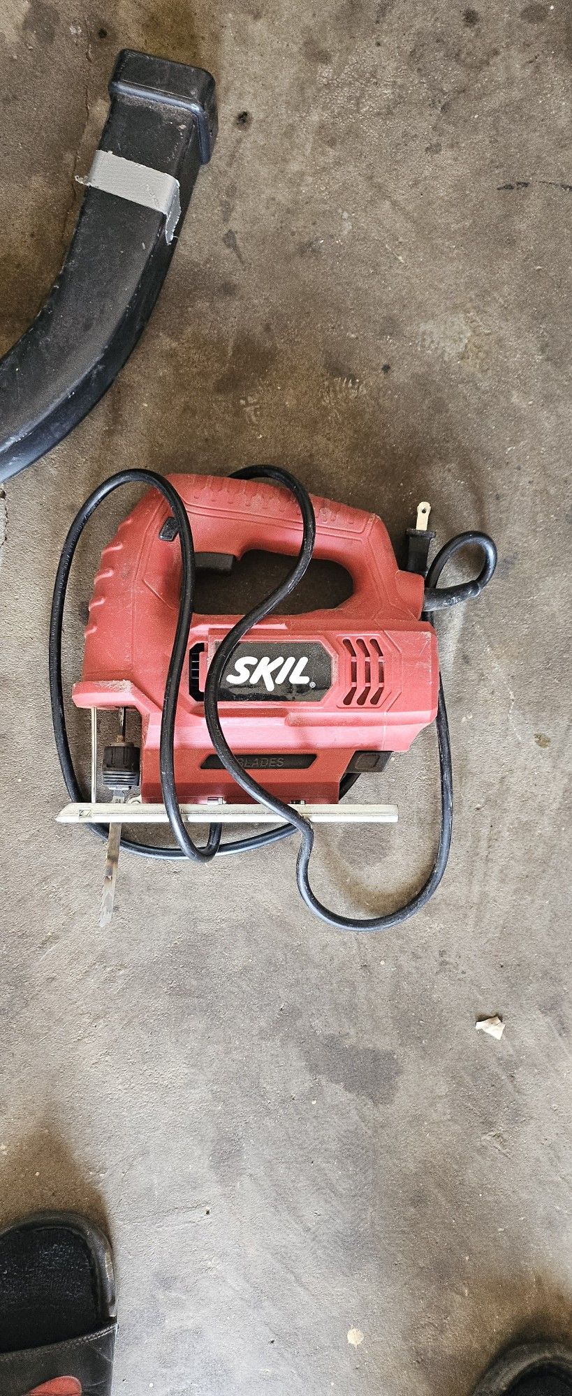 Skil