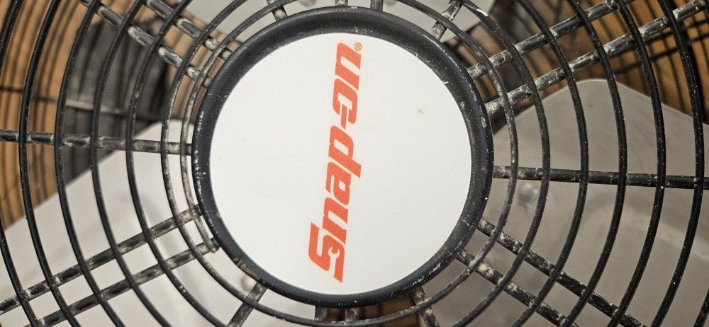 Snap-on LIMITED edition 24"Fan